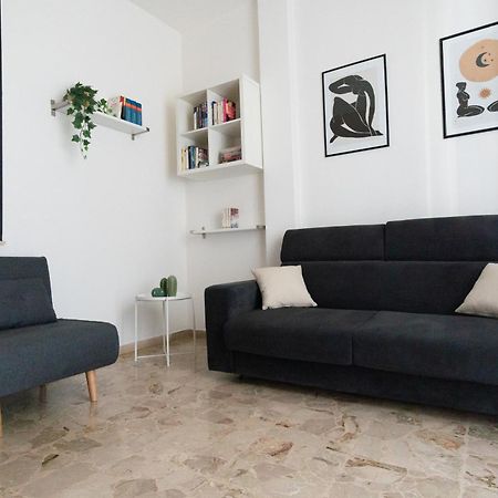 Samsara Apartment ลาสเปเซีย ภายนอก รูปภาพ