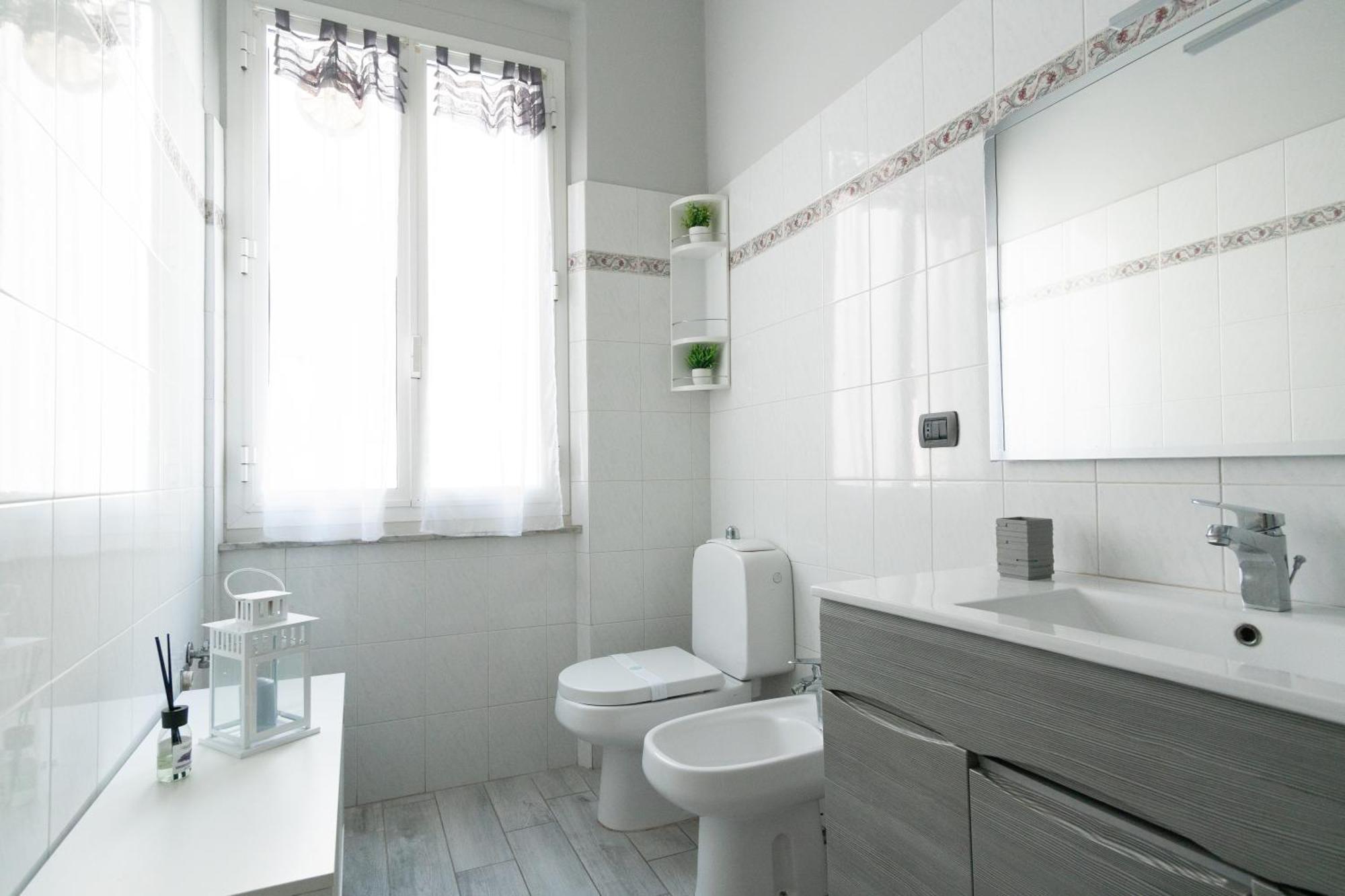 Samsara Apartment ลาสเปเซีย ภายนอก รูปภาพ